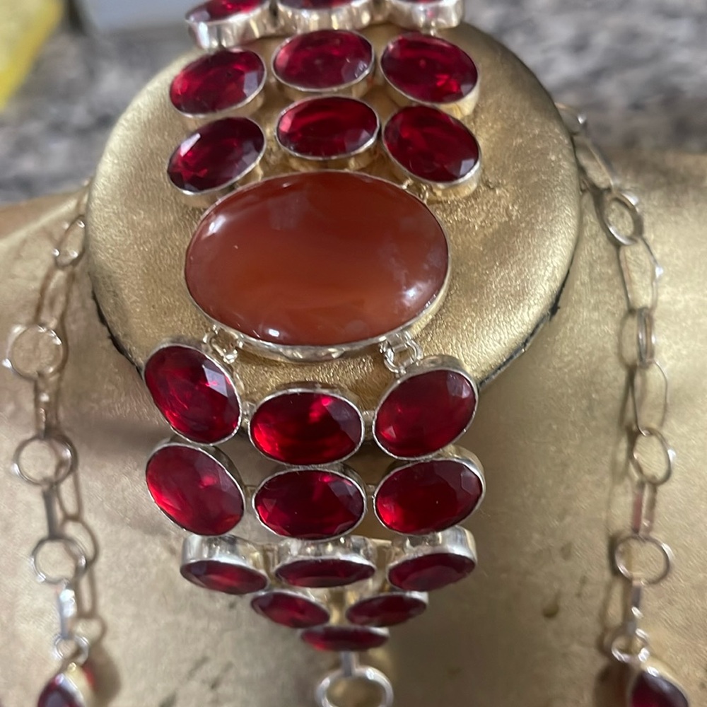 Gorgeous Bracelet Genuine Natural Garnet & Carnelian Natural Stones Bracelet